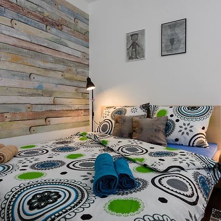 Apartment Danijela Трогир Экстерьер фото