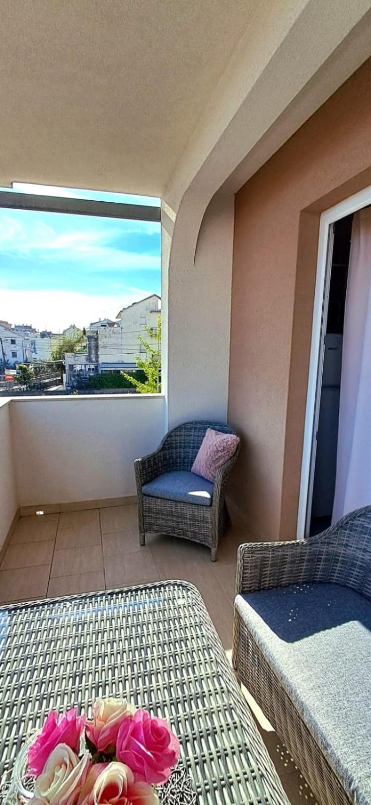Apartment Danijela Трогир Экстерьер фото