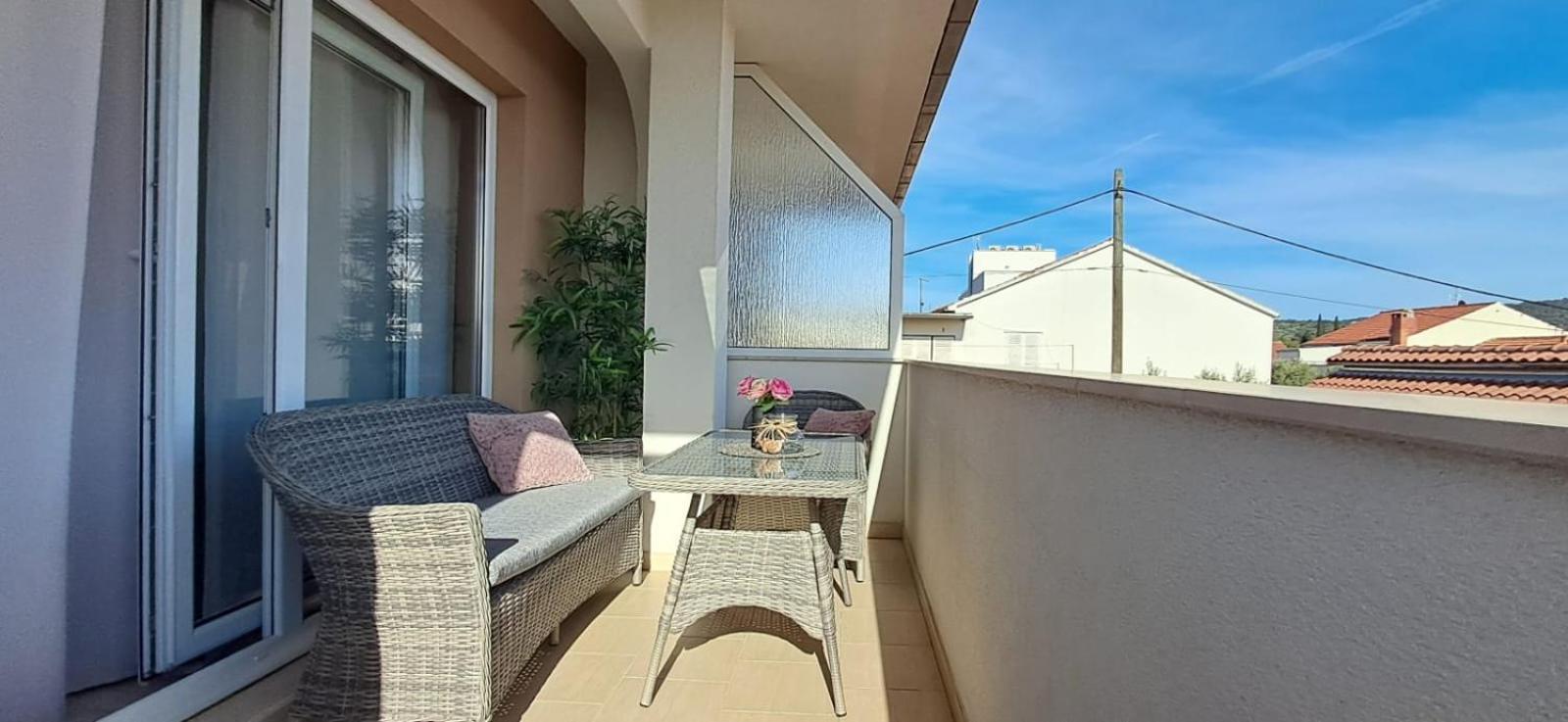 Apartment Danijela Трогир Экстерьер фото