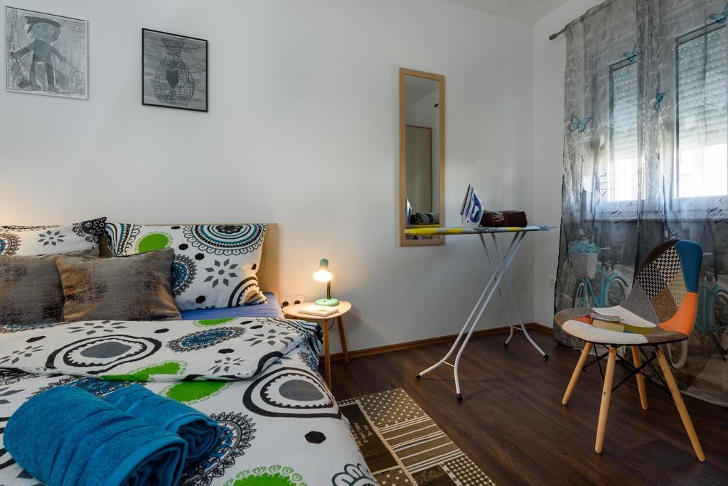 Apartment Danijela Трогир Экстерьер фото